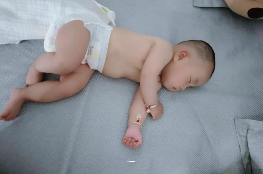蚌埠宝宝积食发烧怎么处理